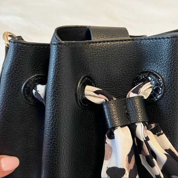 Animal Print Drawstring ‘bucket’ Bag - Picture 10 of 10